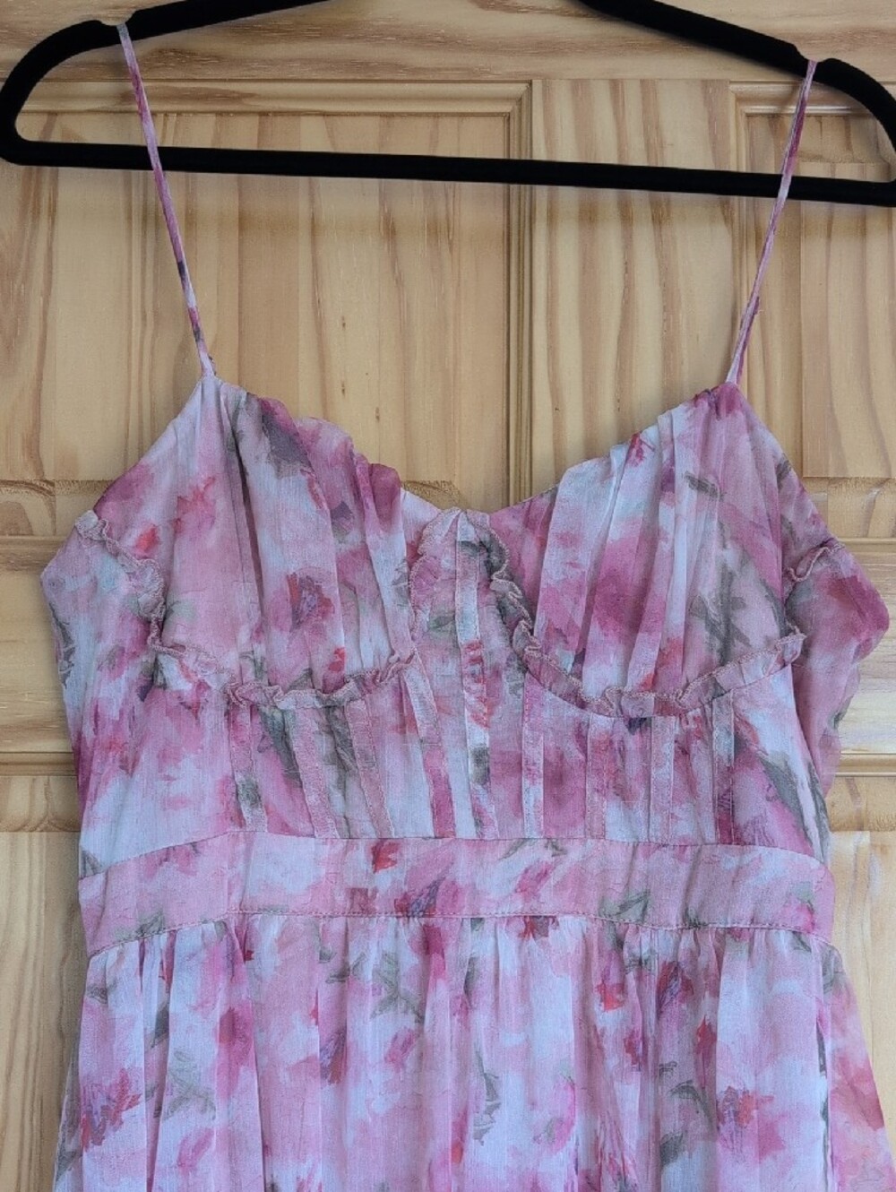 Novella Pink Floral Ruffled Bustier Lace-Up Maxi Dress -
Lulu's - Picture 3 of 14